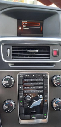 Volvo V60 cena 33900 przebieg: 203000, rok produkcji 2011 z Inowrocław małe 497